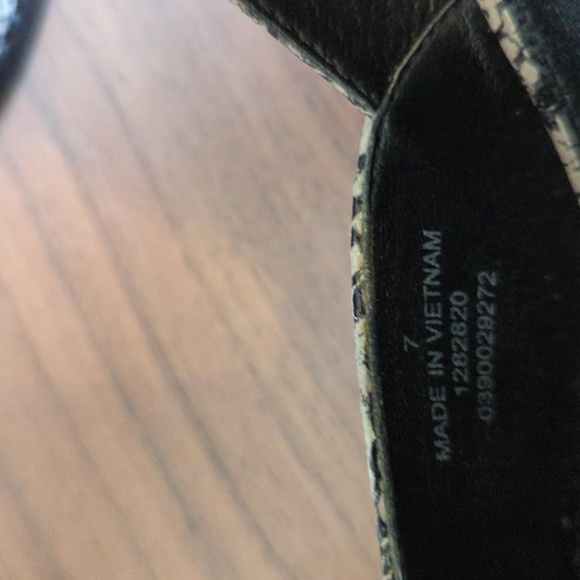 ASOS DESIGN Prague Block Heels in Snake. Women's Size 7 - Picture 11 of 12